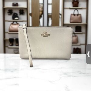 Coach White Wristlet Clutch